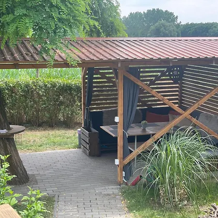 Sklipek-chatka Bella Moravia Dobre Pole