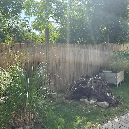 Sklipek-chatka Bella Moravia * Dobre Pole